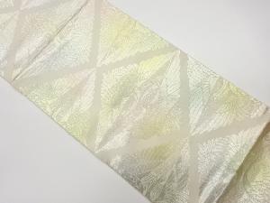 リサイクル　菱に向かい鶴模様織出し袋帯